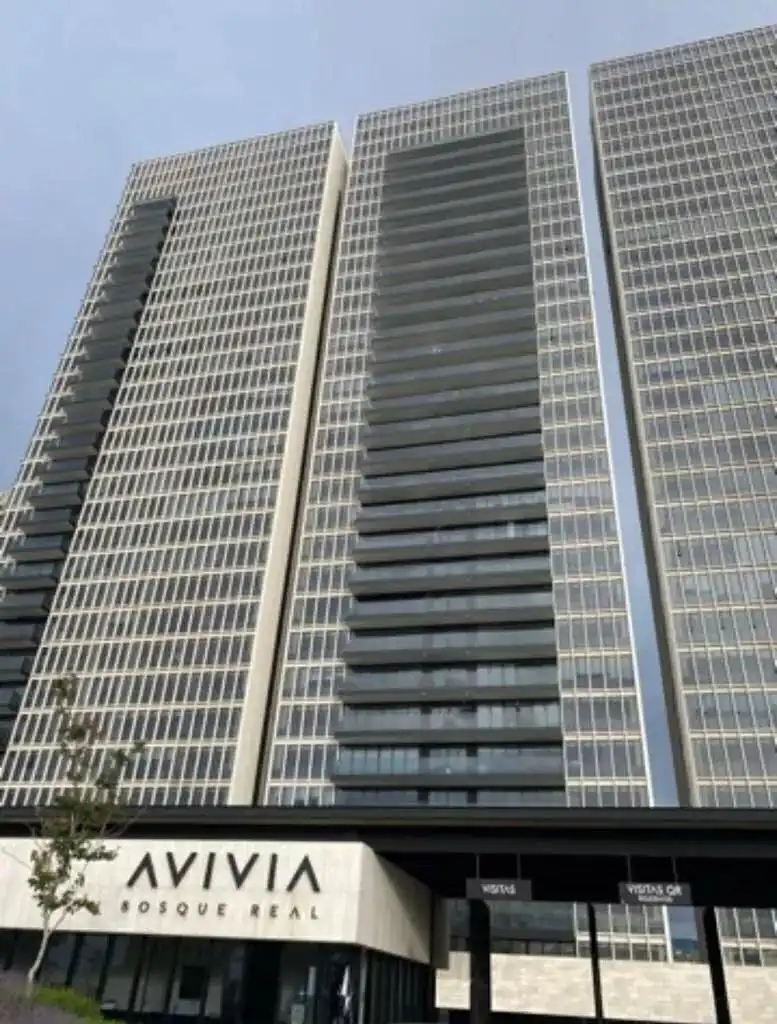 Avivia bosque real 240 metros