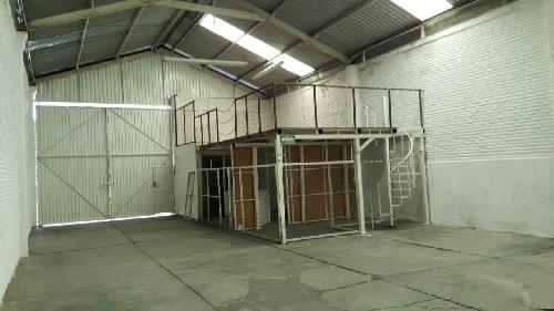 Bodega en Av. Alta tensión