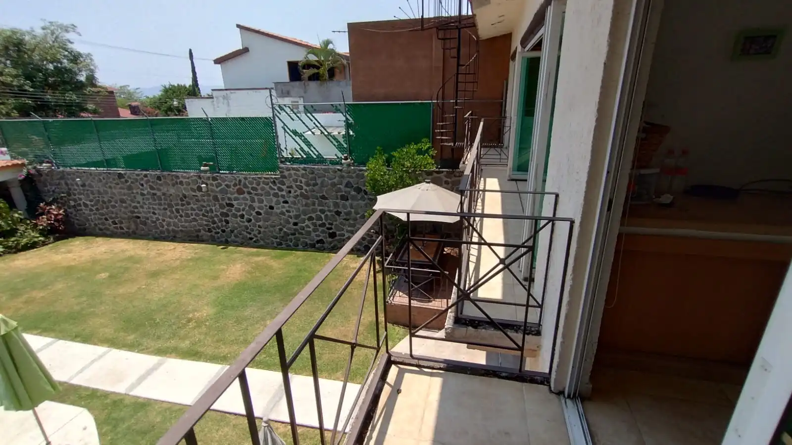 VENTA DE EXCELENTE CASA SOLA EN FRACCIONAMIENTO BURGOS BUGAMBILIAS.
