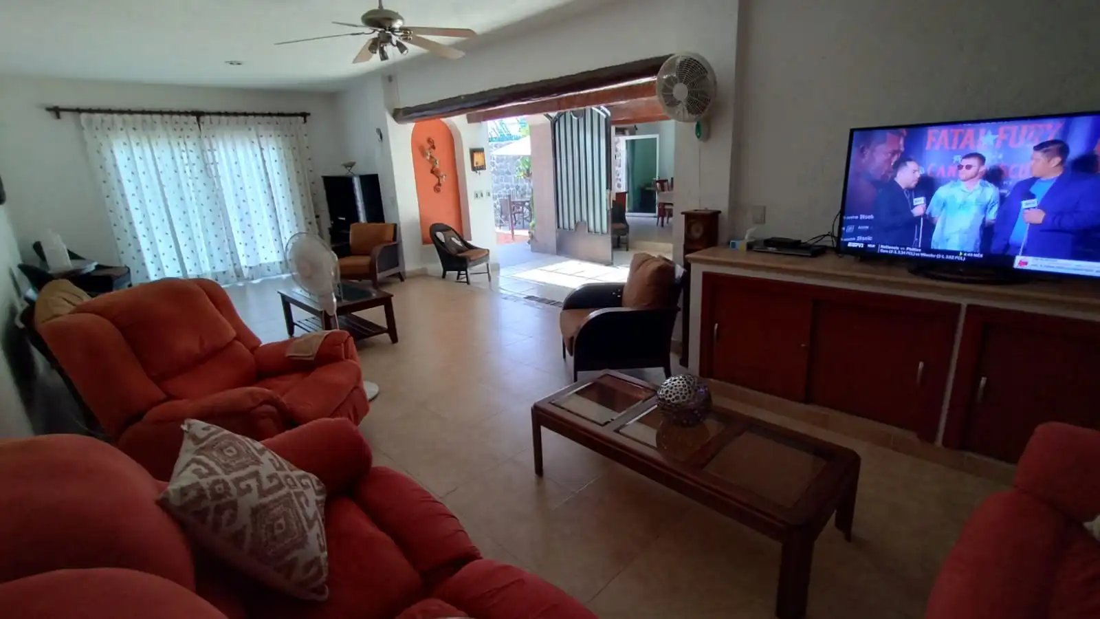VENTA DE EXCELENTE CASA SOLA EN FRACCIONAMIENTO BURGOS BUGAMBILIAS.