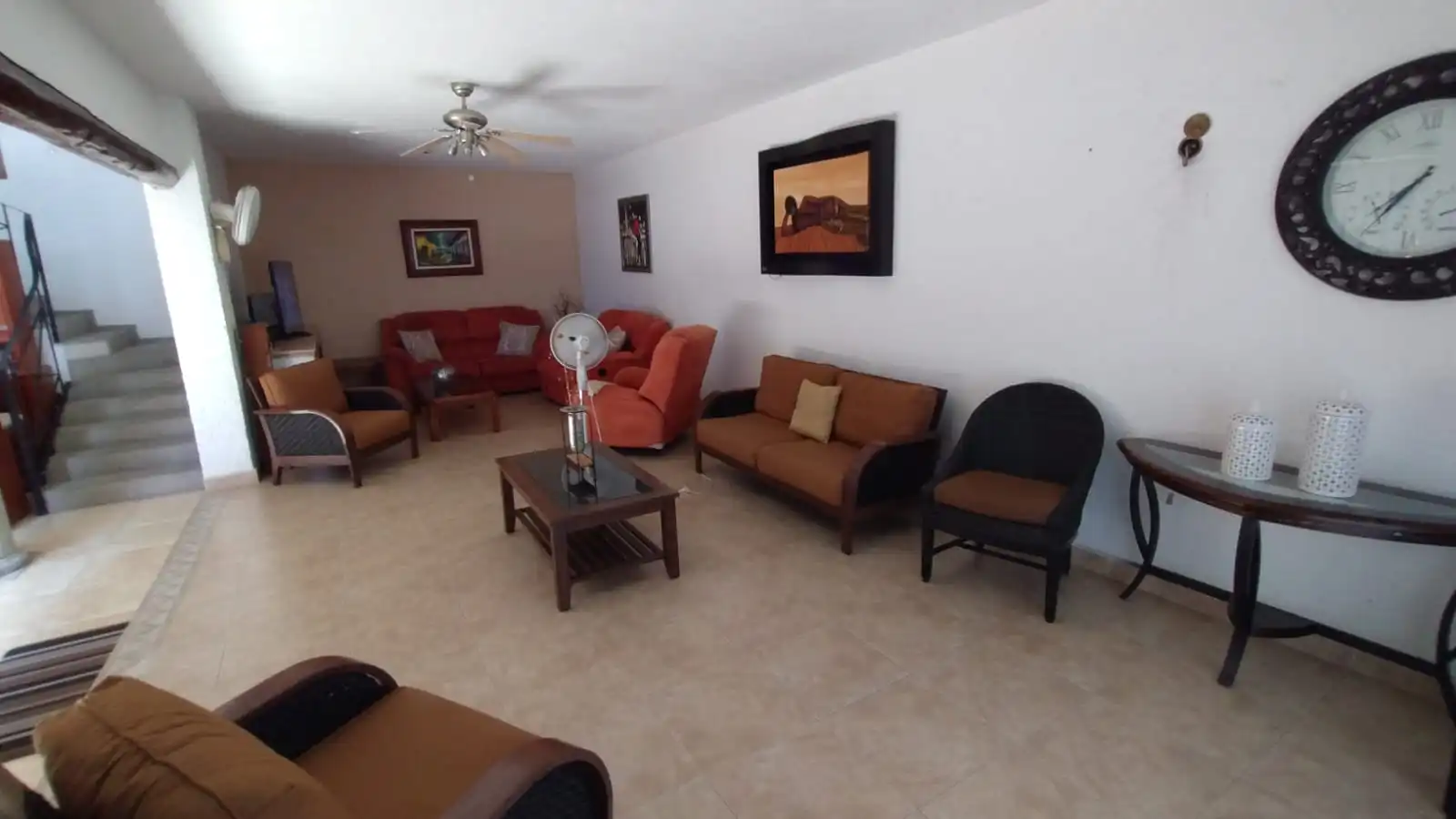 VENTA DE EXCELENTE CASA SOLA EN FRACCIONAMIENTO BURGOS BUGAMBILIAS.