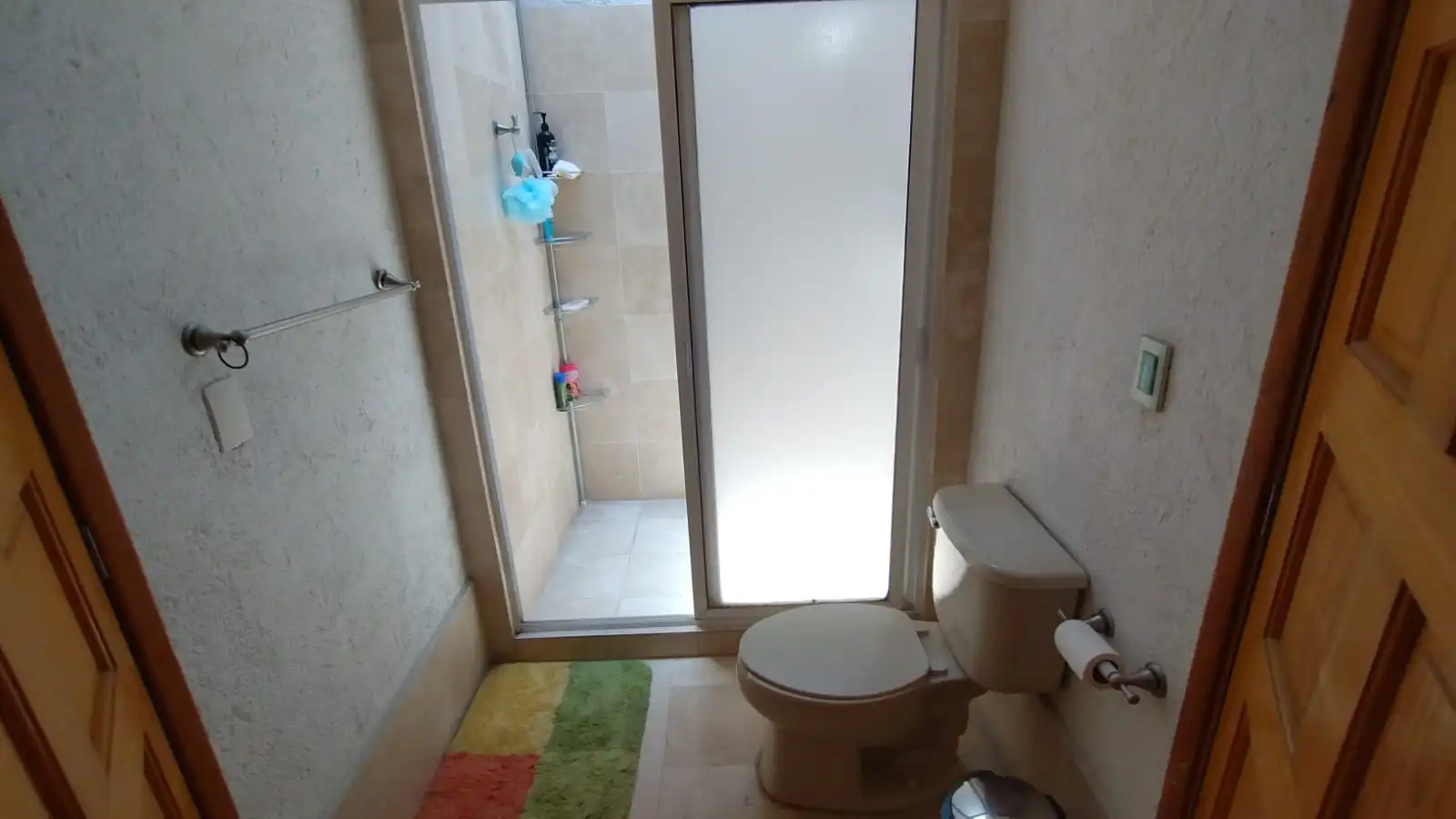VENTA DE EXCELENTE CASA SOLA EN FRACCIONAMIENTO BURGOS BUGAMBILIAS.