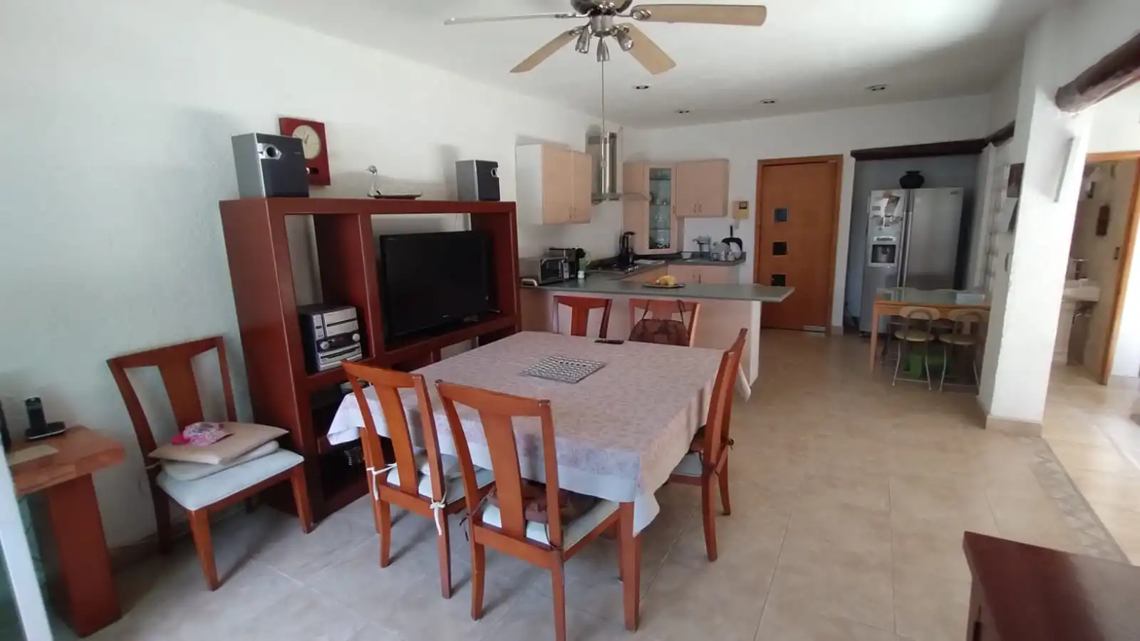 VENTA DE EXCELENTE CASA SOLA EN FRACCIONAMIENTO BURGOS BUGAMBILIAS.