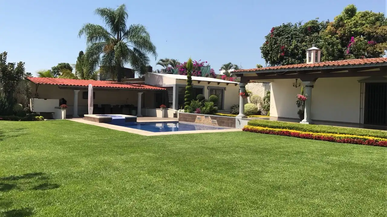 Venta de Casa de un Nivel en Privada en Colonia Las Palmas, Cuernavaca