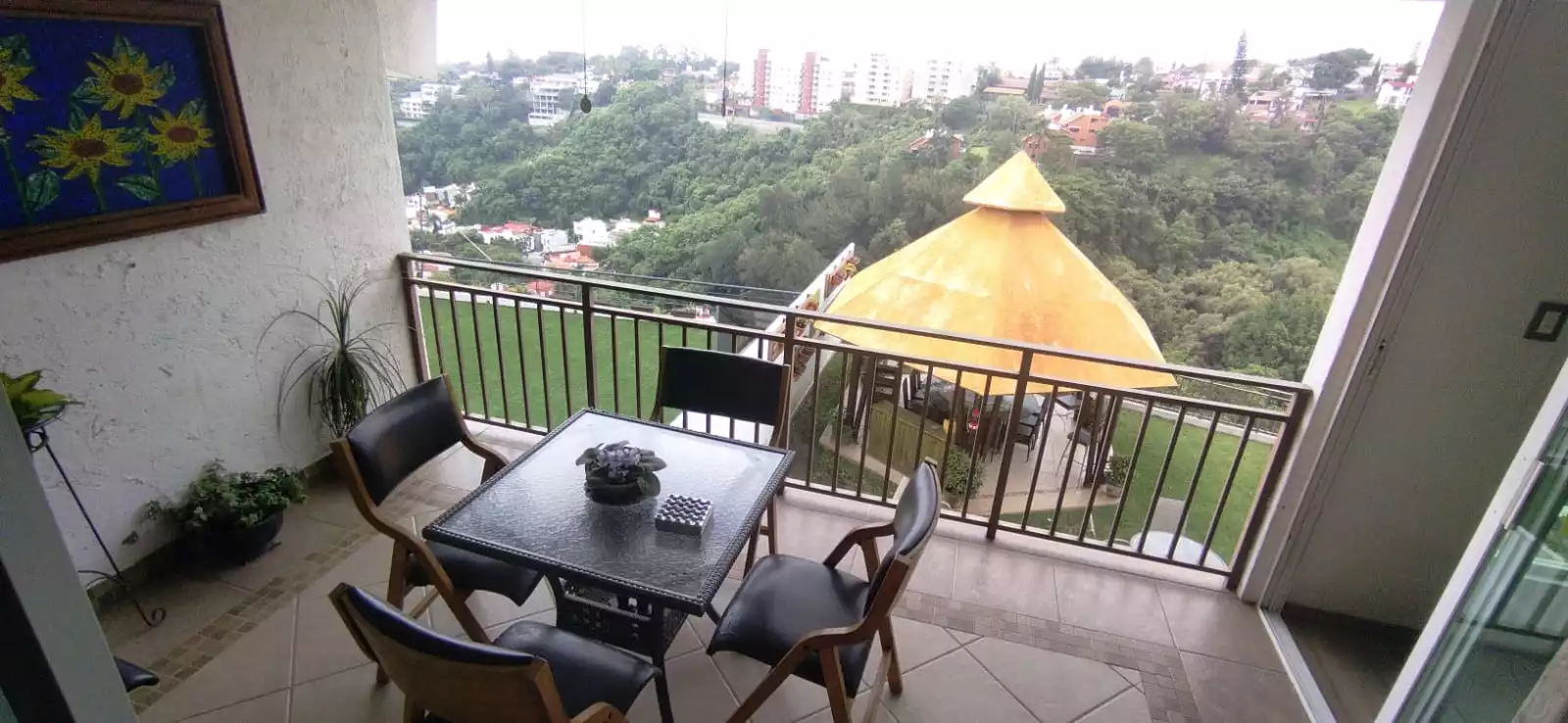 VENTA DE CASA CON VISTA PANORÁMICA, EN RANCHO TETELA, CUERNAVACA