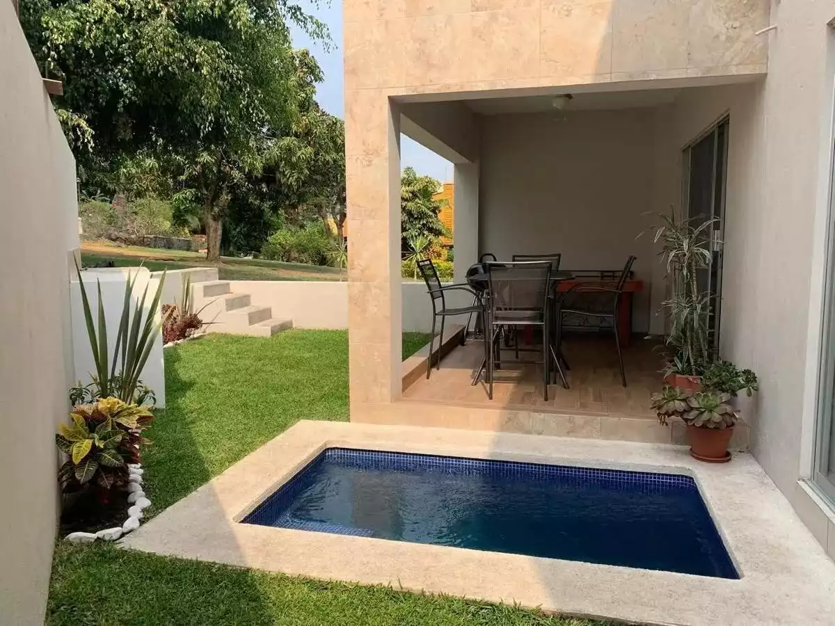 Venta de Casa en condominio en Burgos Bugambilias, Temixco