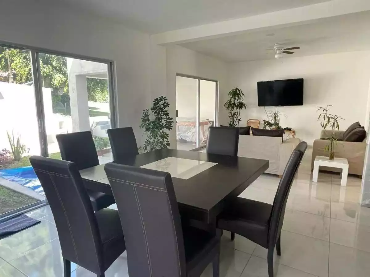 Venta de Casa en condominio en Burgos Bugambilias, Temixco