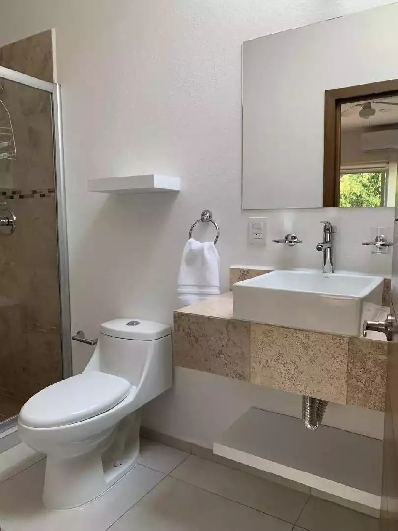 Venta de Casa en condominio en Burgos Bugambilias, Temixco