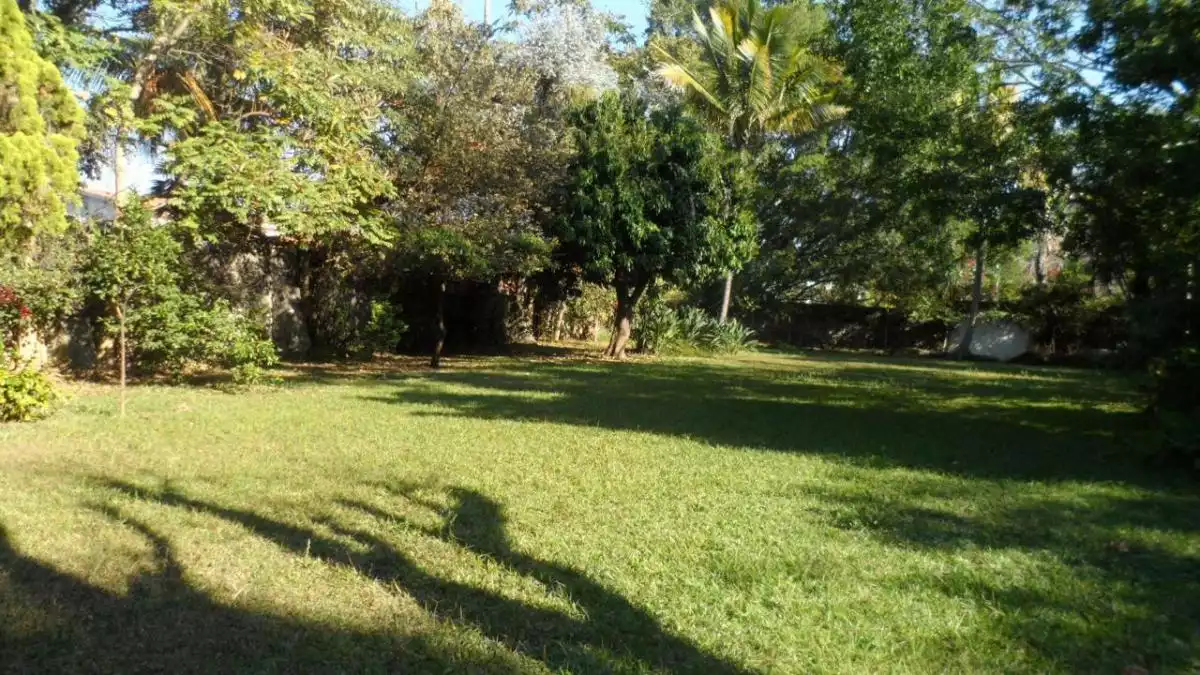 Casa en Venta de un Nivel en Condominio en Lomas de Cuernavaca