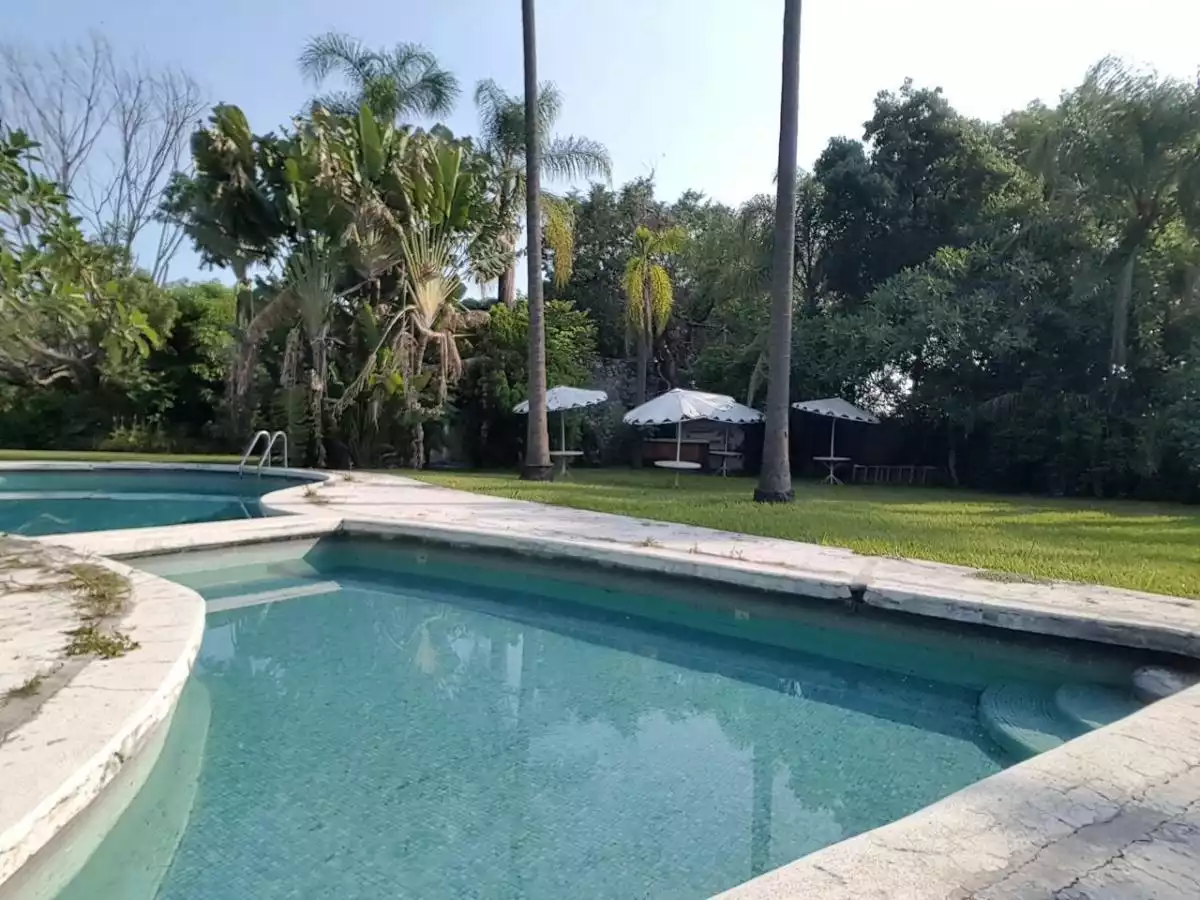 Casa en Venta de un Nivel en Condominio en Lomas de Cuernavaca