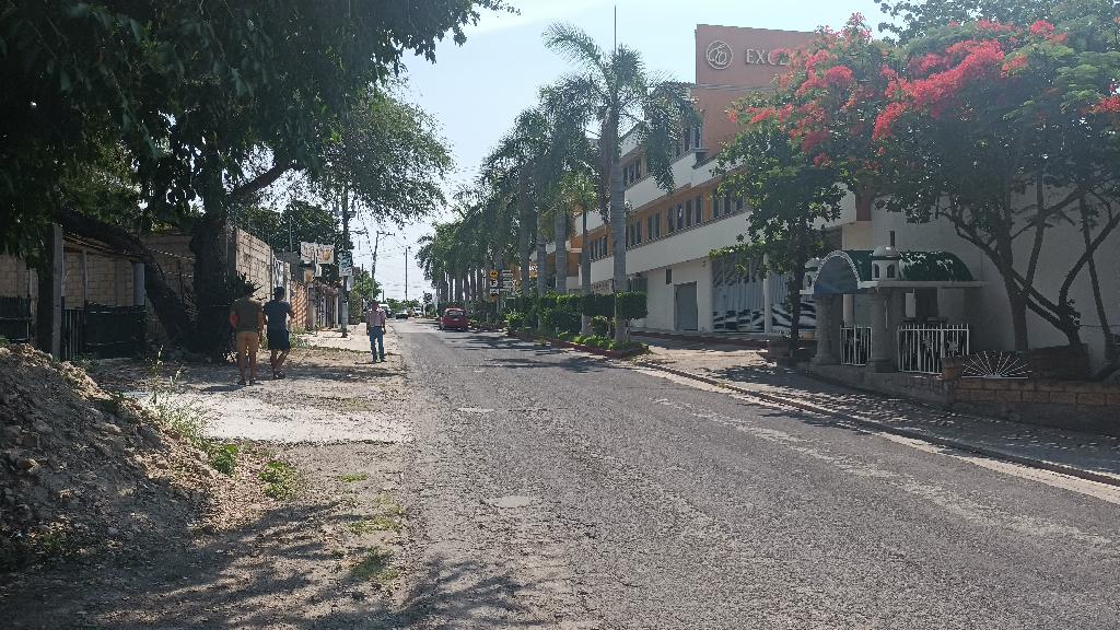 Terreno comercial en Tequesquitengo