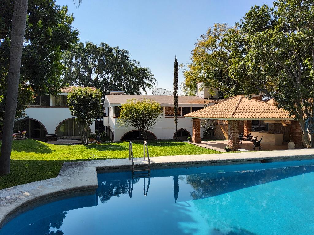 Residencia en Lomas de Cuernavaca