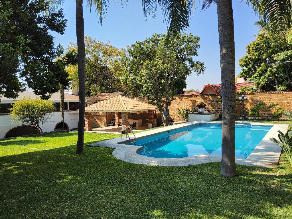 Residencia en Lomas de Cuernavaca