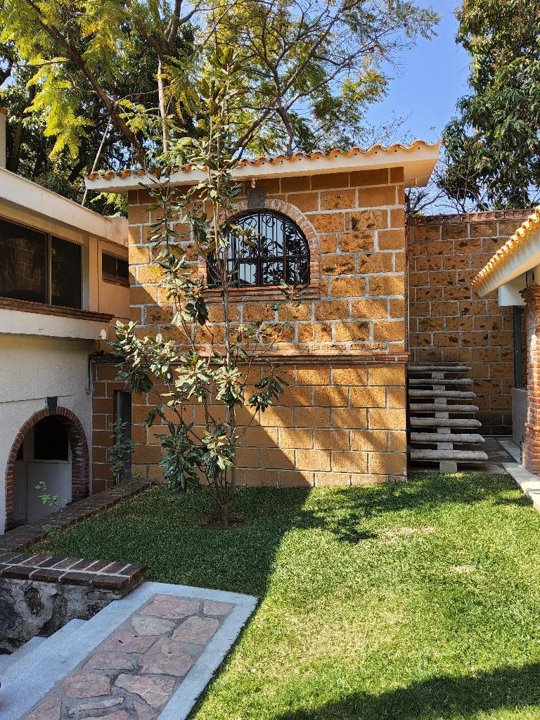 Residencia en Lomas de Cuernavaca