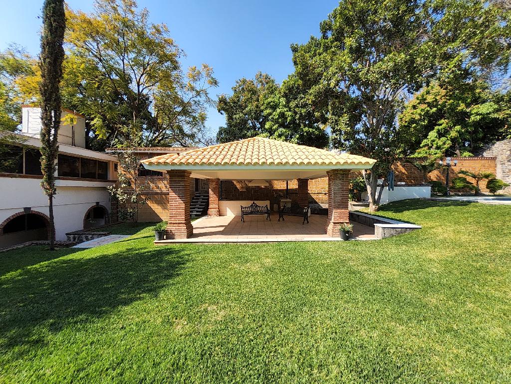 Residencia en Lomas de Cuernavaca