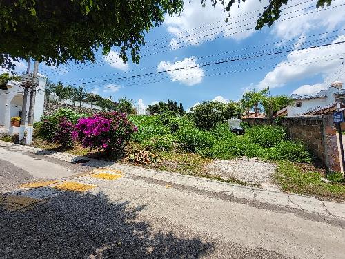 Terreno en fraccionamiento Junto al río.