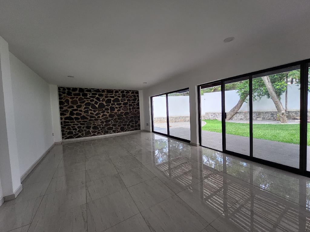 Residencia con hermoso jardín (micro clima)