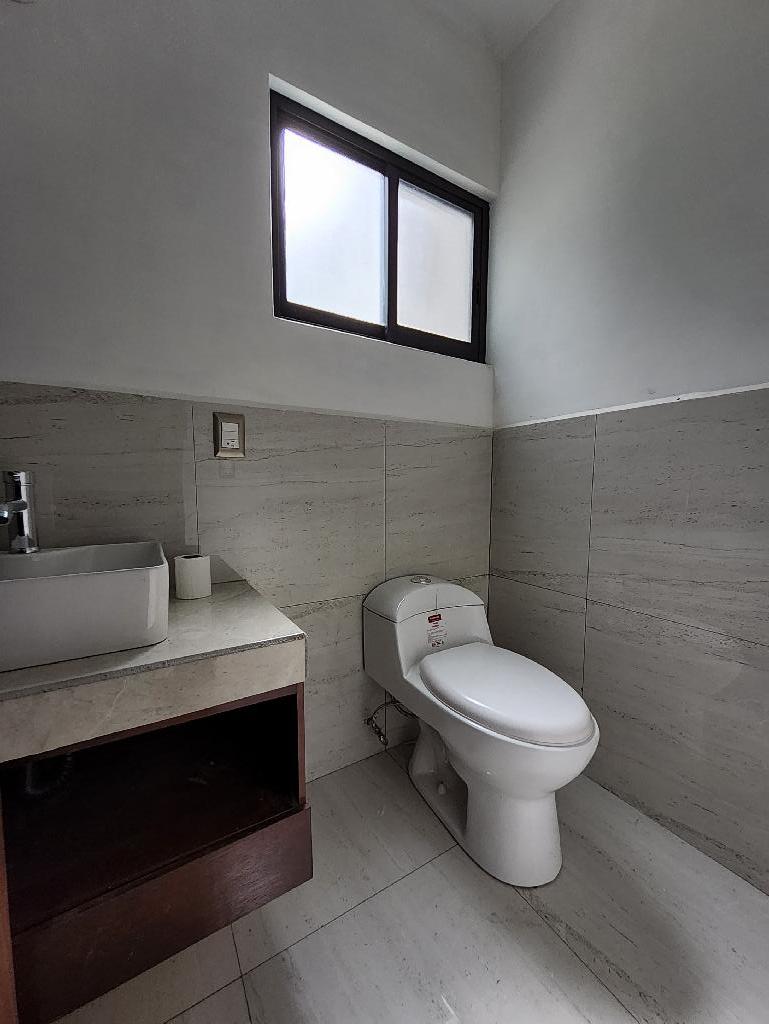 Residencia con hermoso jardín (micro clima)