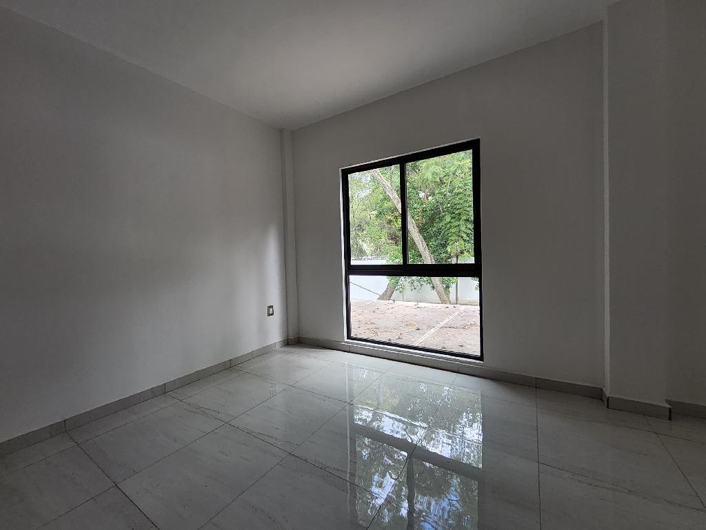 Residencia con hermoso jardín (micro clima)