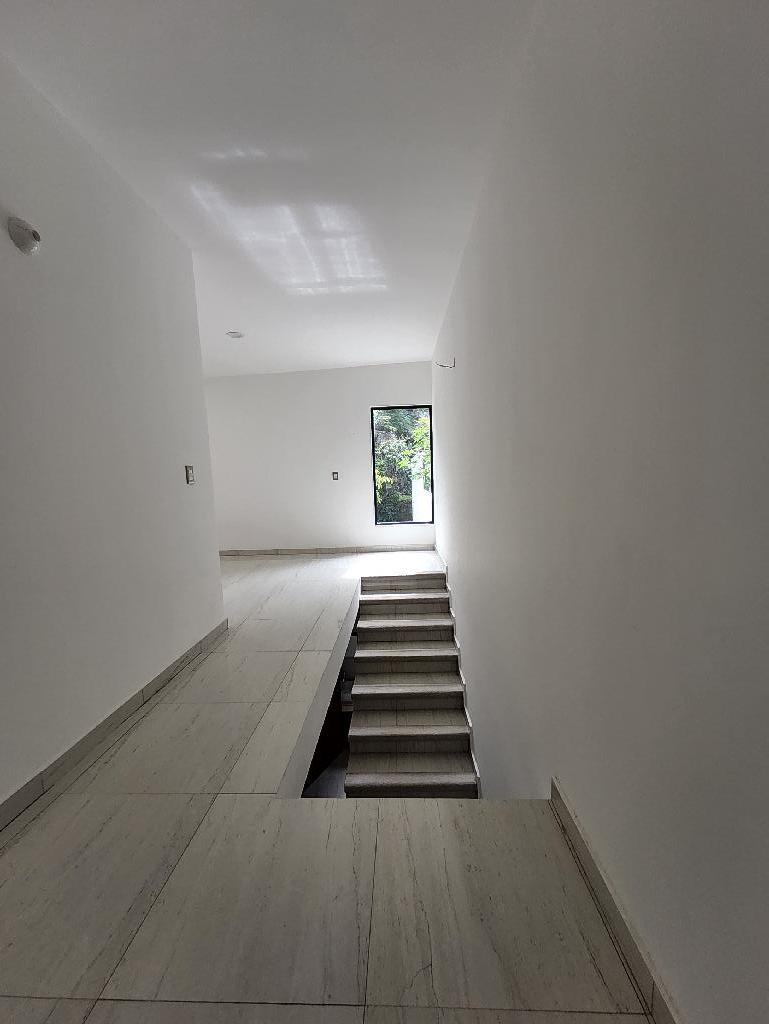 Residencia con hermoso jardín (micro clima)