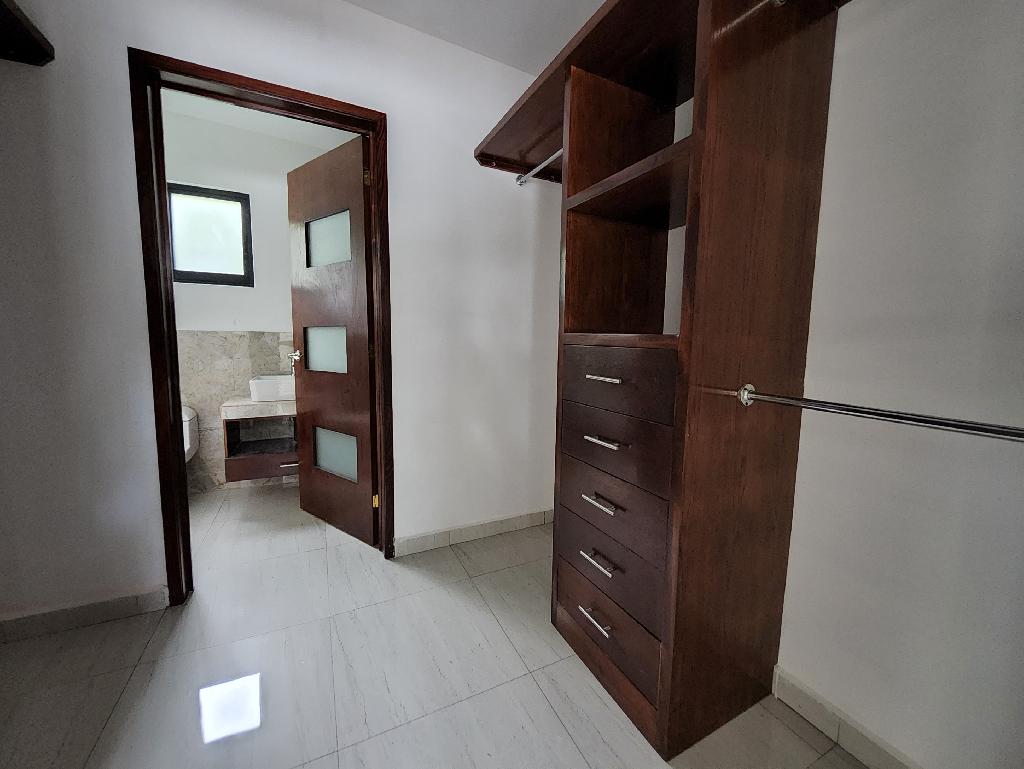 Residencia con hermoso jardín (micro clima)