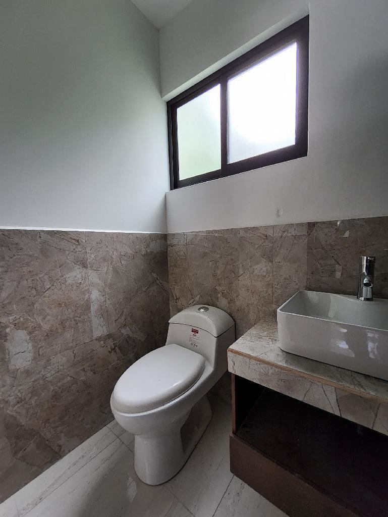 Residencia con hermoso jardín (micro clima)