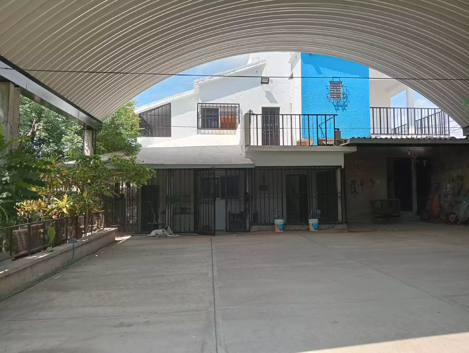 Casa de campo con extenso terreno en Xochitepec w