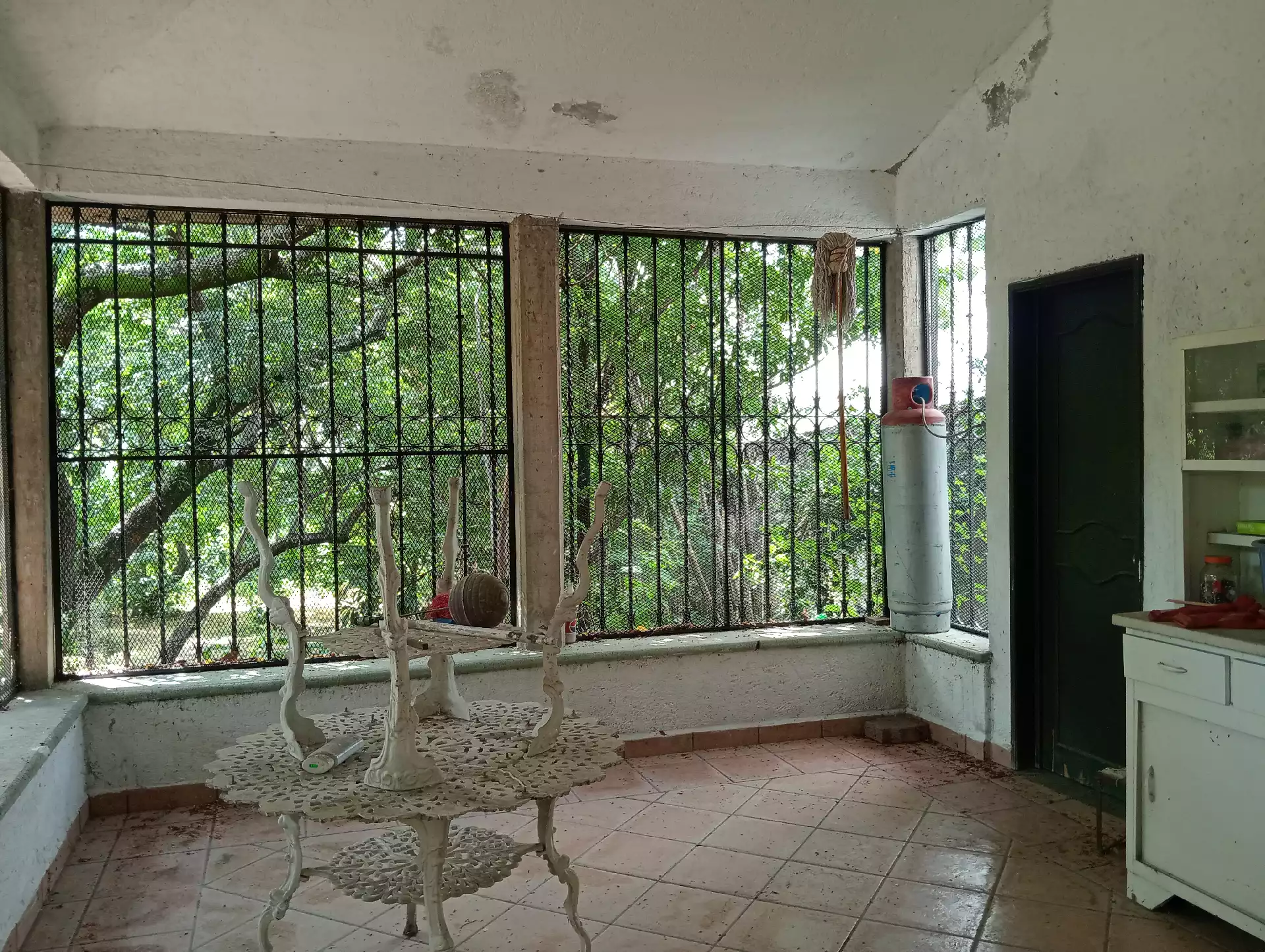 Casa de campo con extenso terreno en Xochitepec w