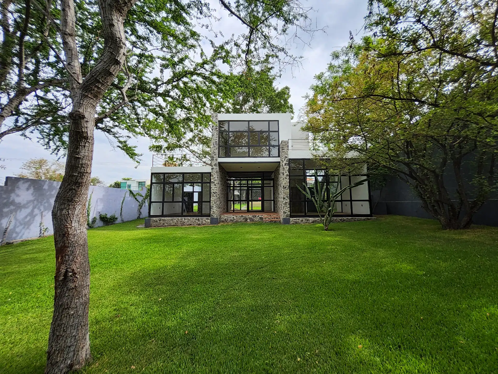 Casa nueva en fraccionamiento privado – Xochitepec, Morelos