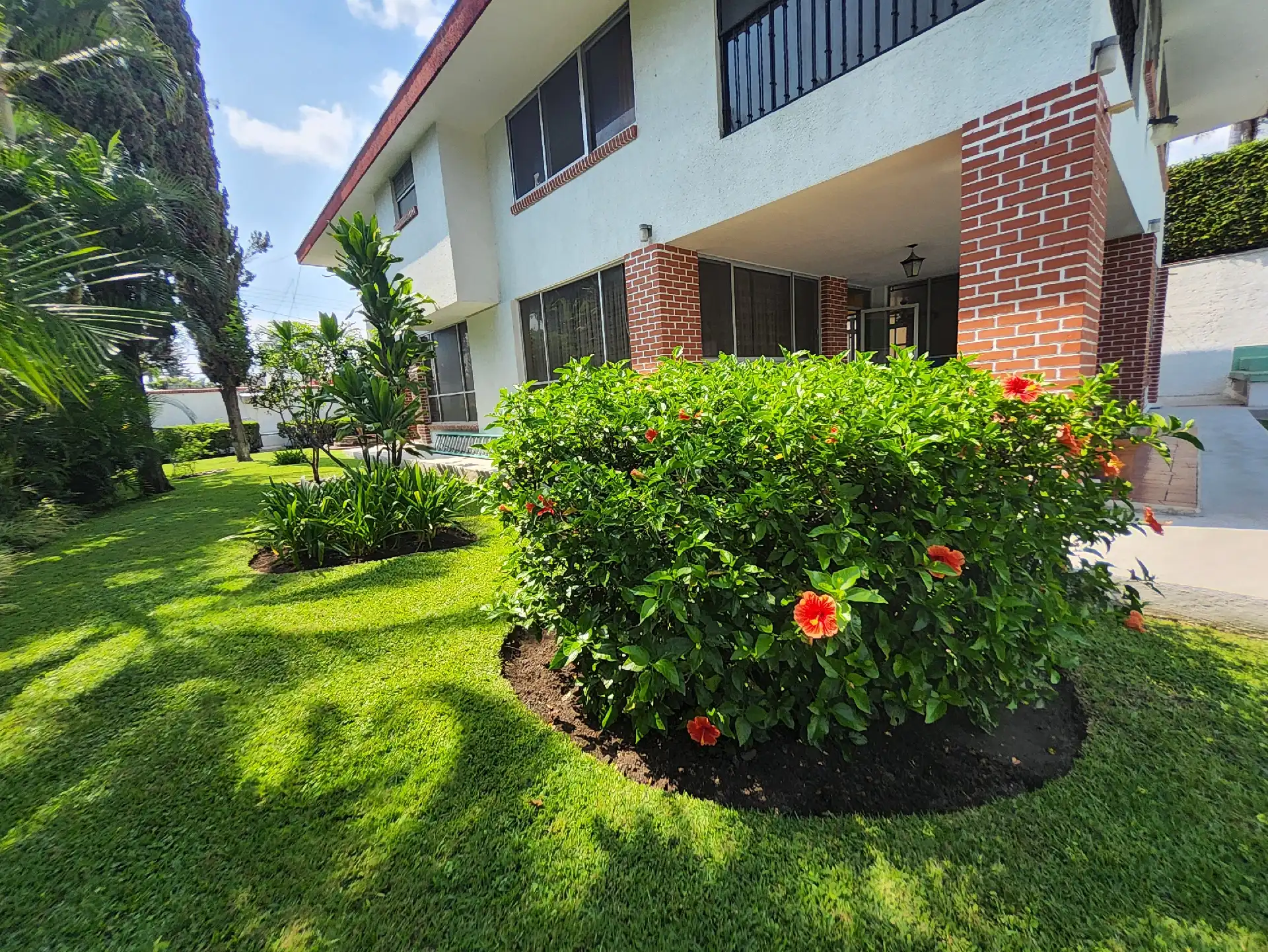 Residencia ideal para disfrutar del clima de Morelos, zona sur de Cuernavaca.