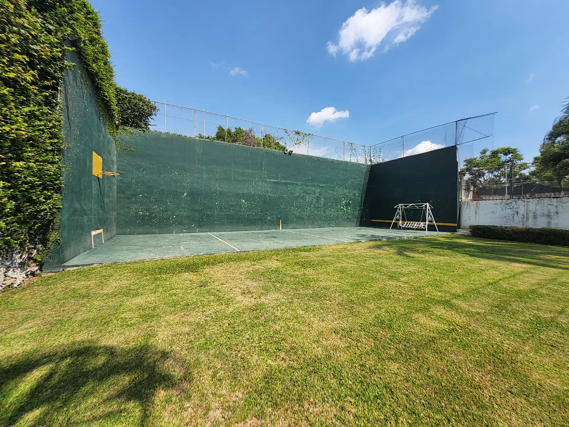 Residencia ideal para disfrutar del clima de Morelos, zona sur de Cuernavaca.