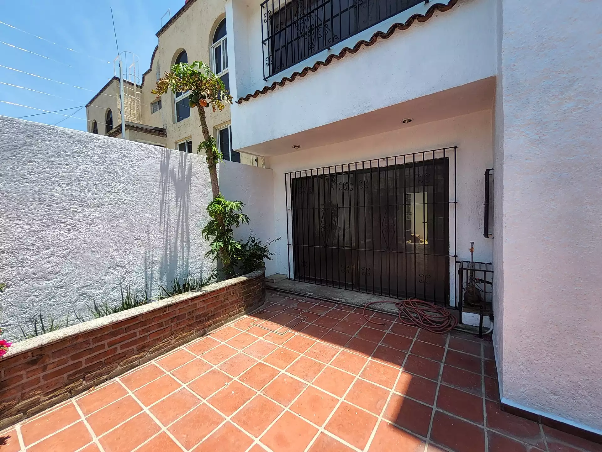 Casa en renta de 4 recámaras en Lomas de Cortés, Cuernavaca.