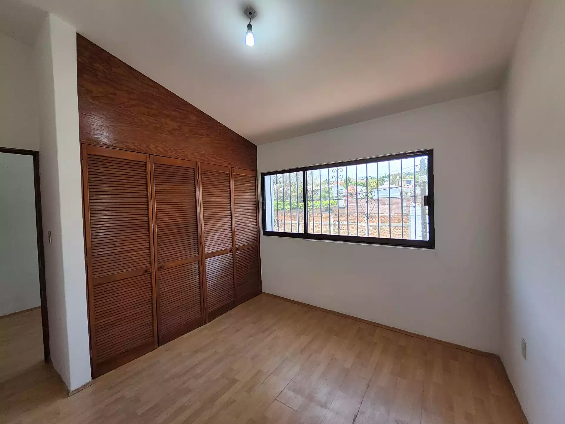 Casa en renta de 4 recámaras en Lomas de Cortés, Cuernavaca.