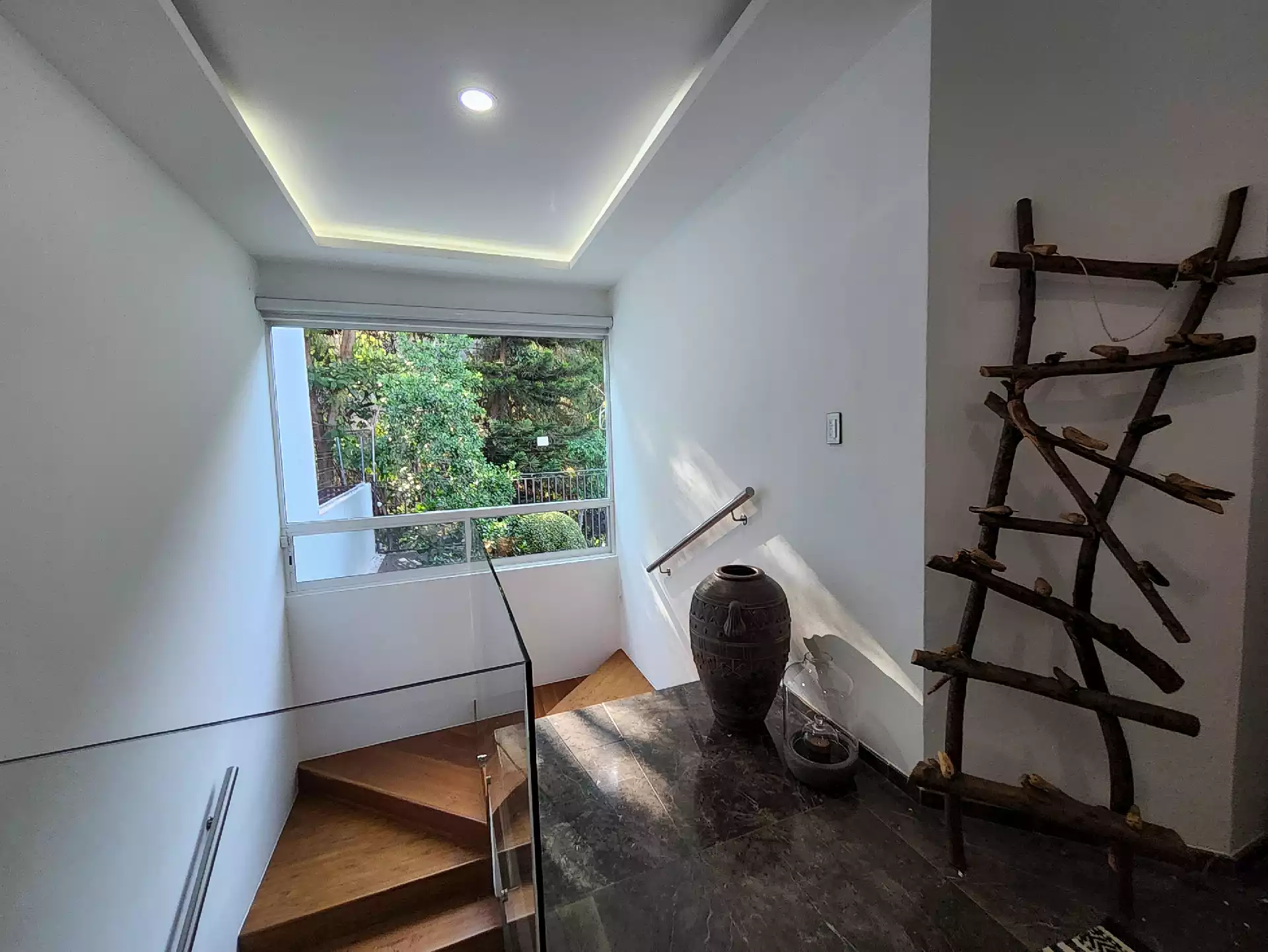 Residencia en venta en fraccionamiento privado al sur de Cuernavaca.