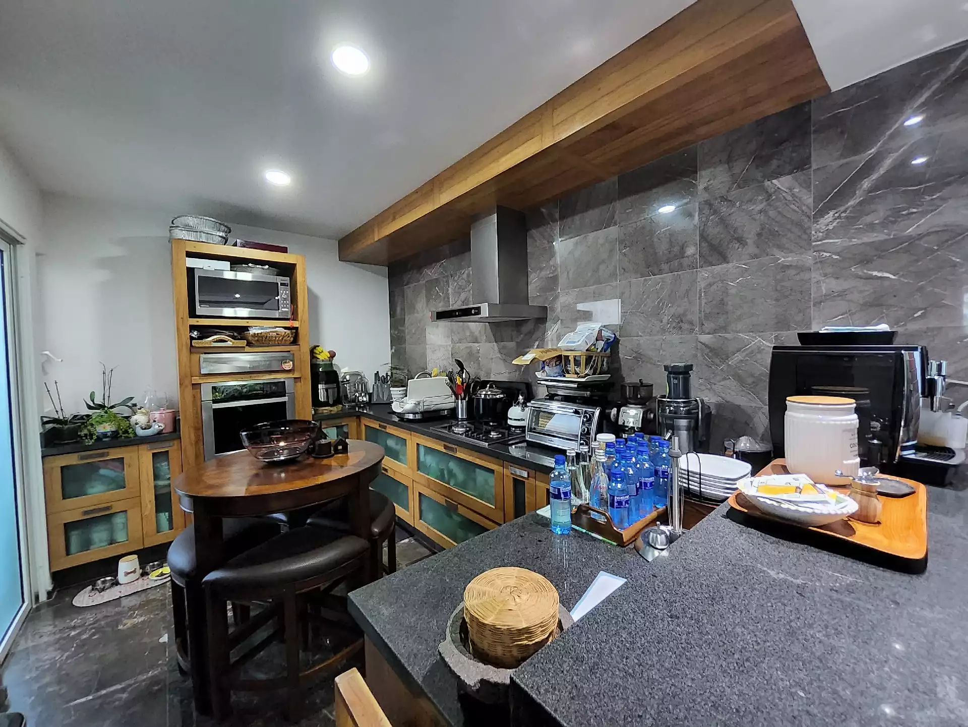 Residencia en venta en fraccionamiento privado al sur de Cuernavaca.