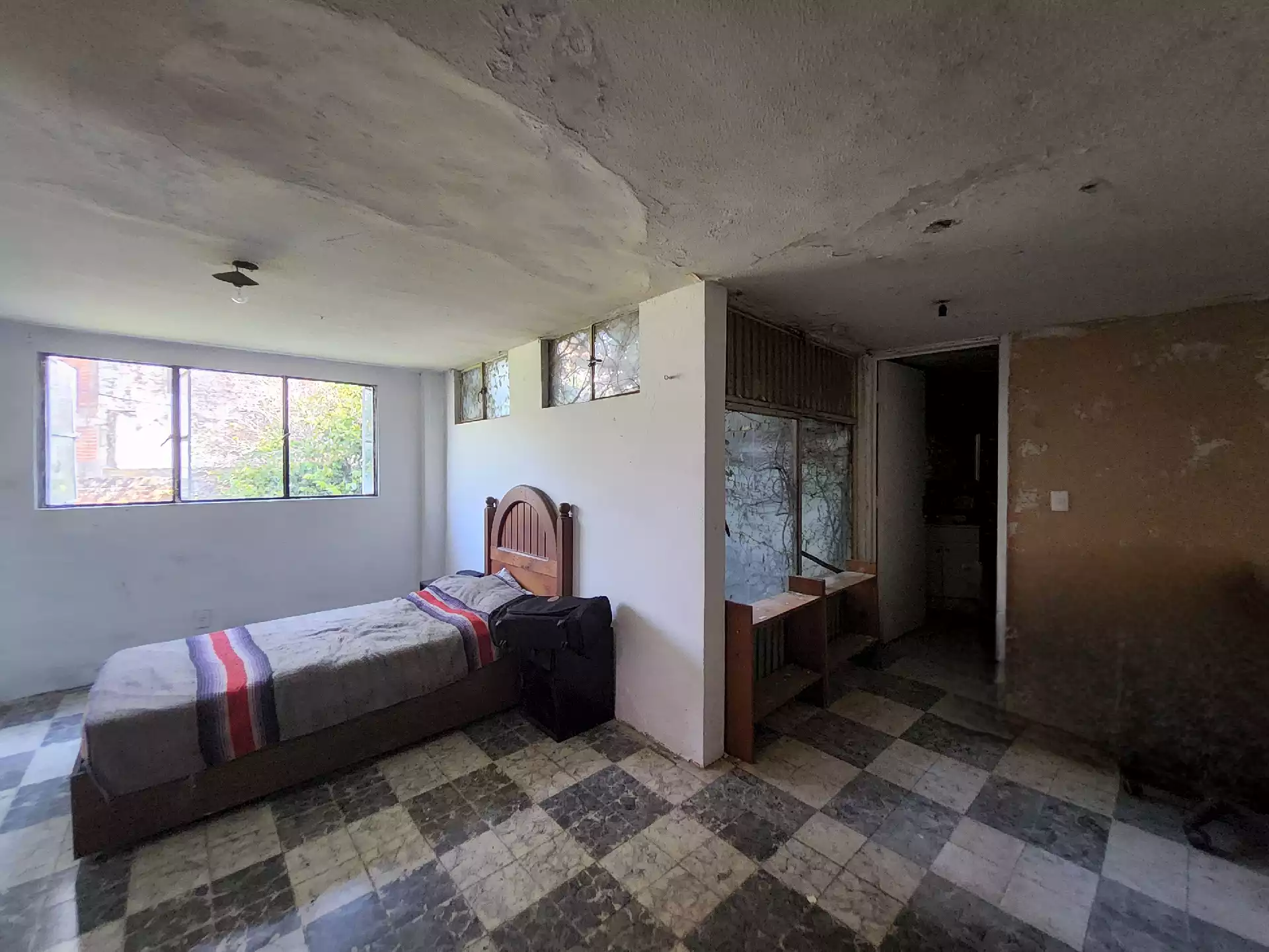 Casa en condominio para remodelar ubicada en Col. Centro Cuernavaca
