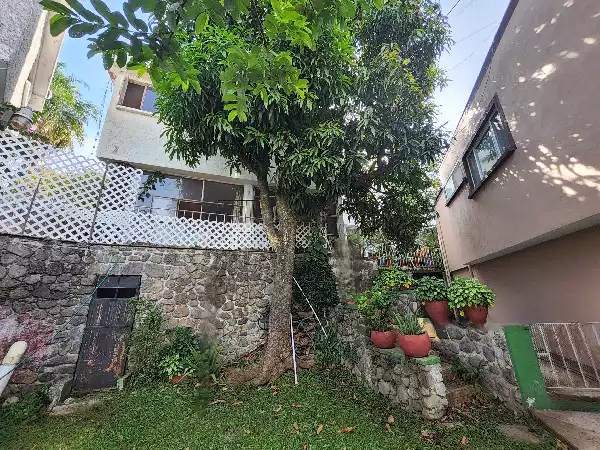 Casa en condominio para remodelar ubicada en Col. Centro Cuernavaca