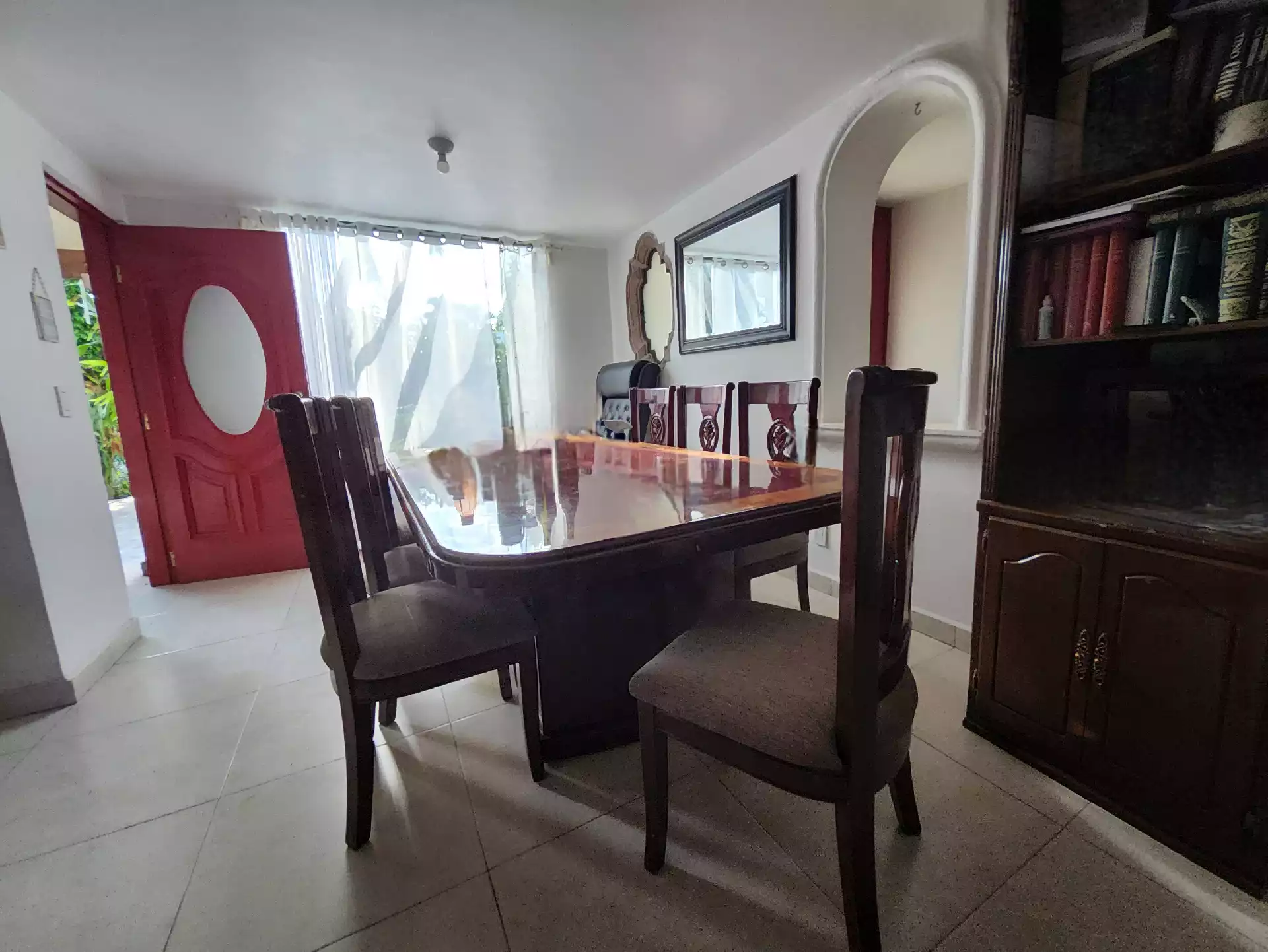 Casa en renta en privada dentro del fraccionamiento Junto al Río