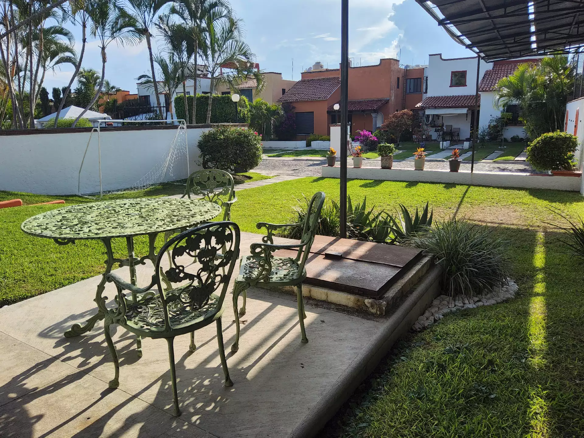 Casa en renta en privada dentro del fraccionamiento Junto al Río