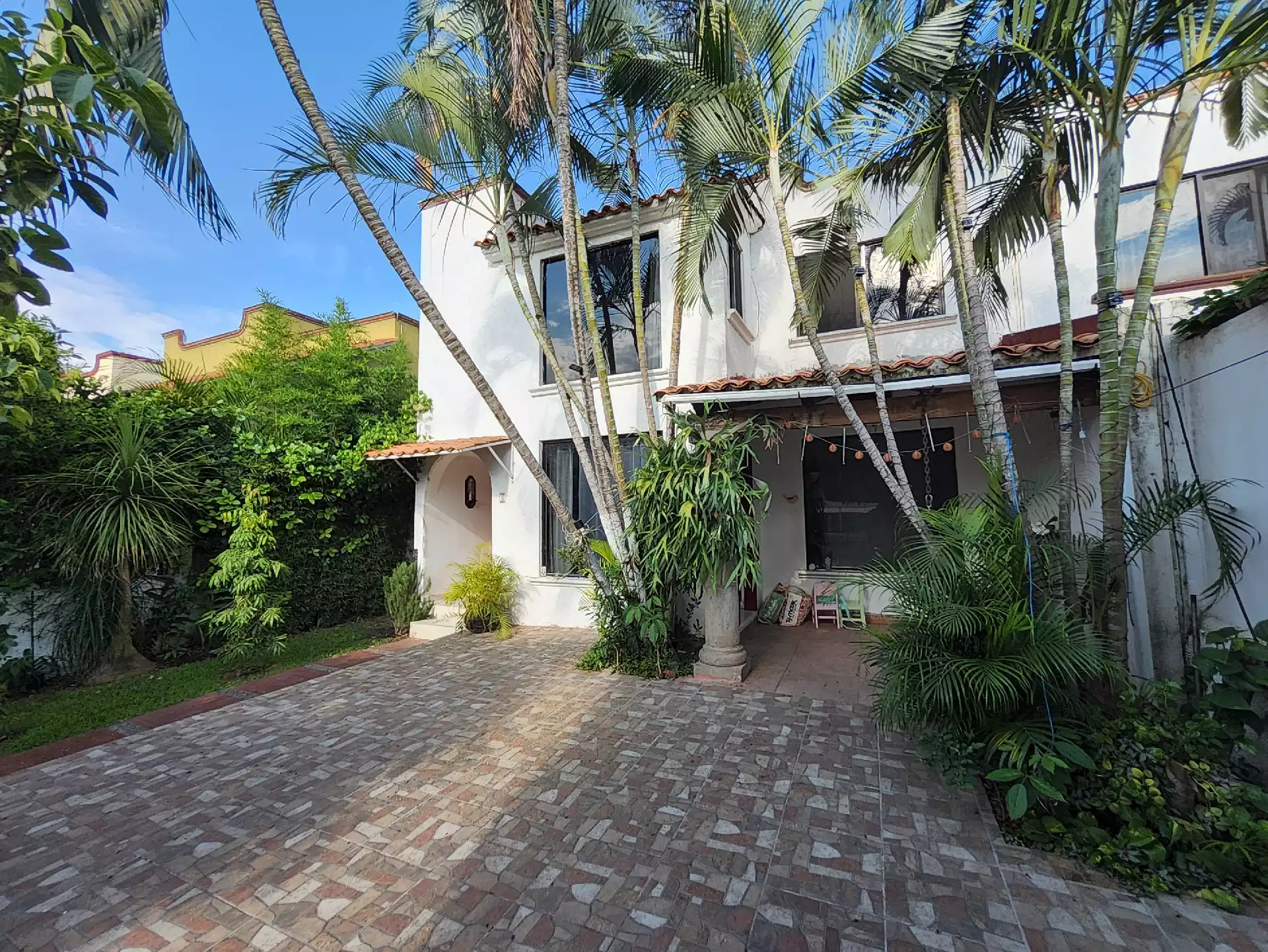 Casa en renta en privada dentro del fraccionamiento Junto al Río