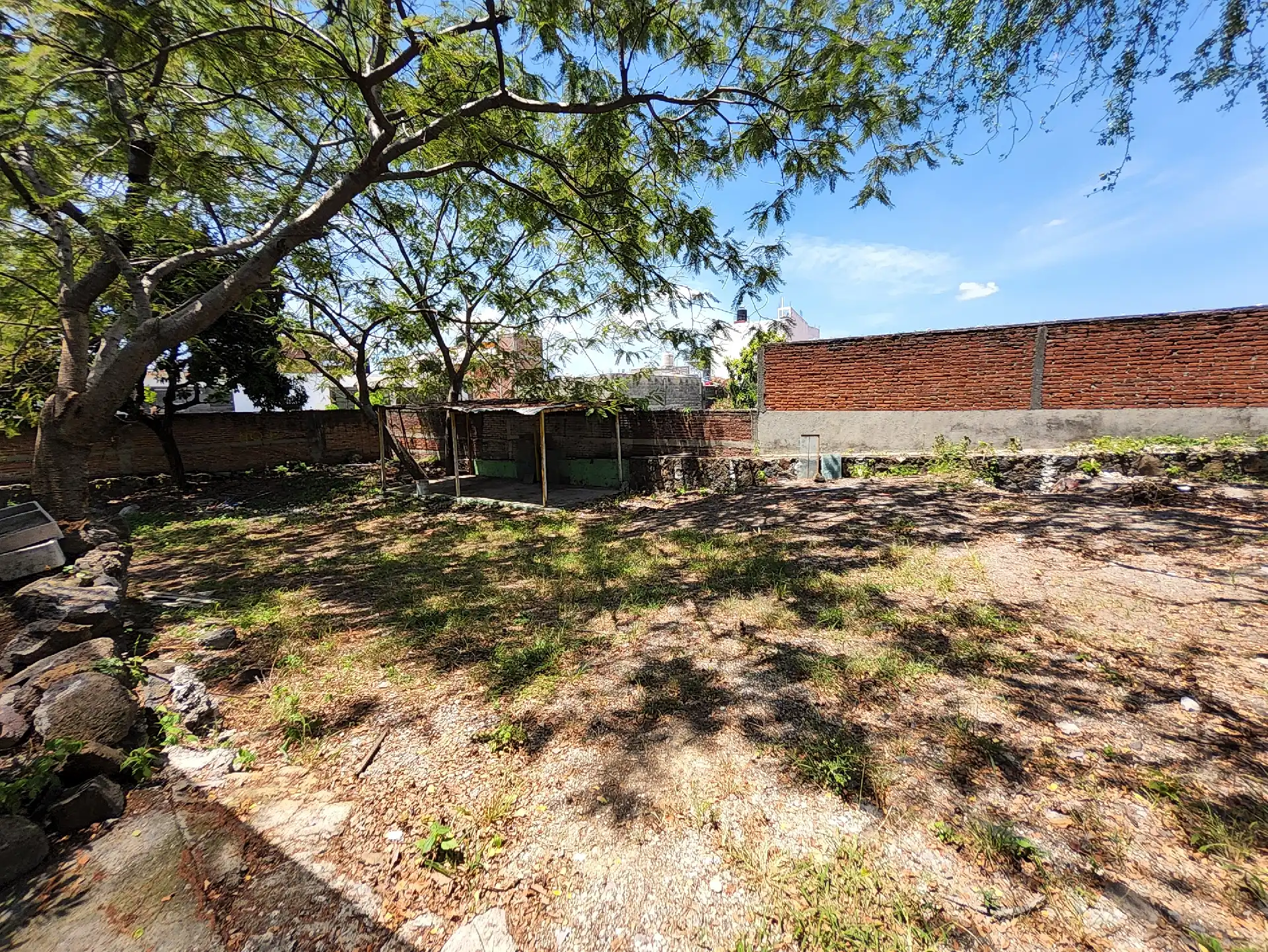 Bodega comercial en la 3 de Mayo, Zapata.