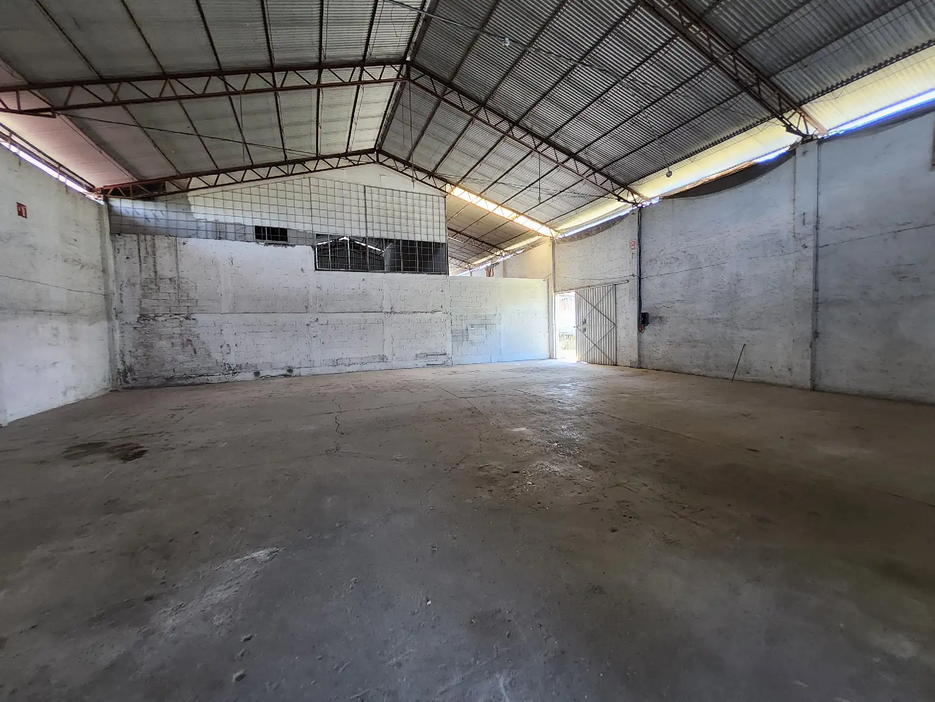 Bodega comercial en la 3 de Mayo, Zapata.