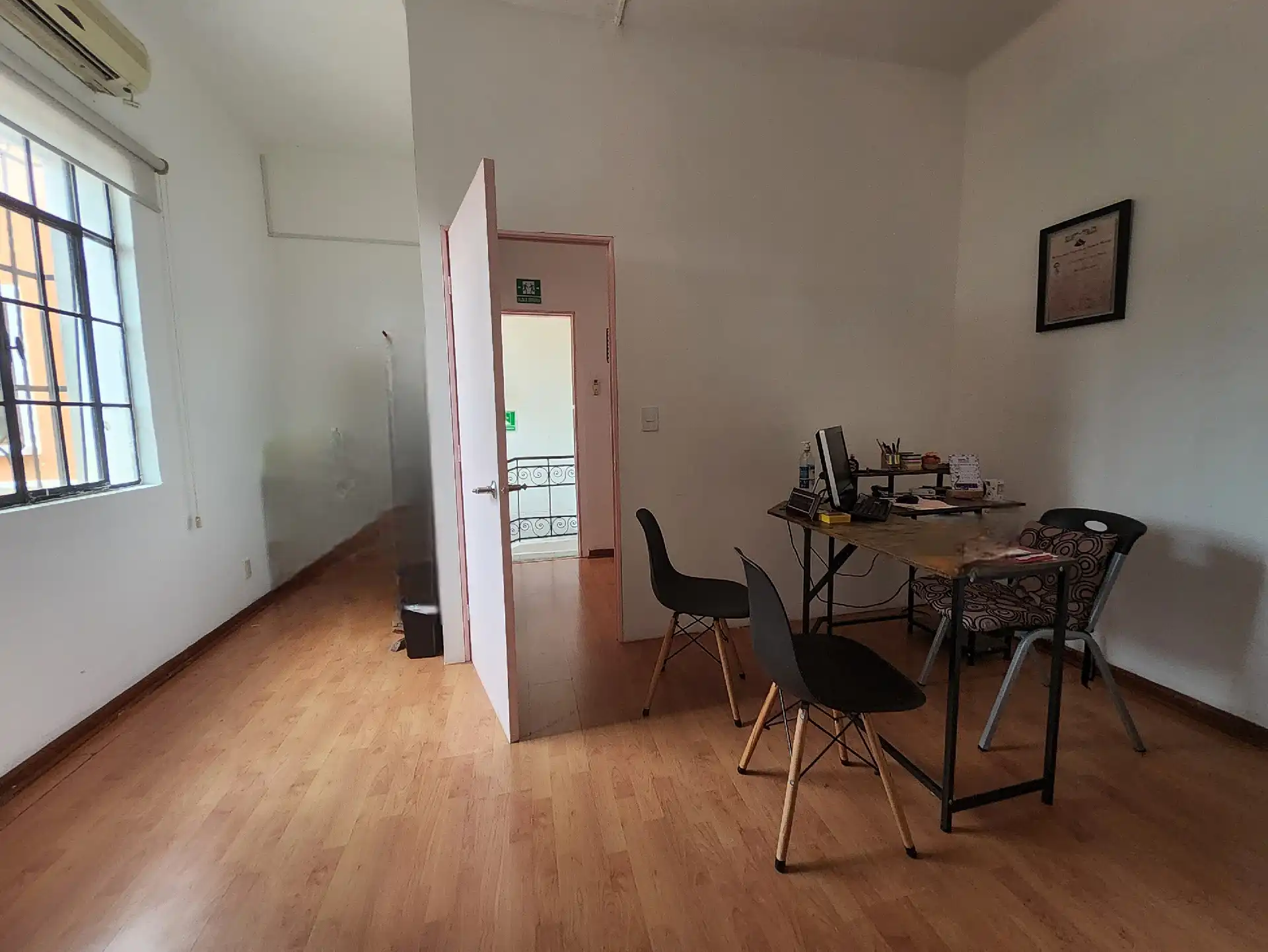 Consultorios en renta, ubicados dentro de un Centro especializado para la mujer.
