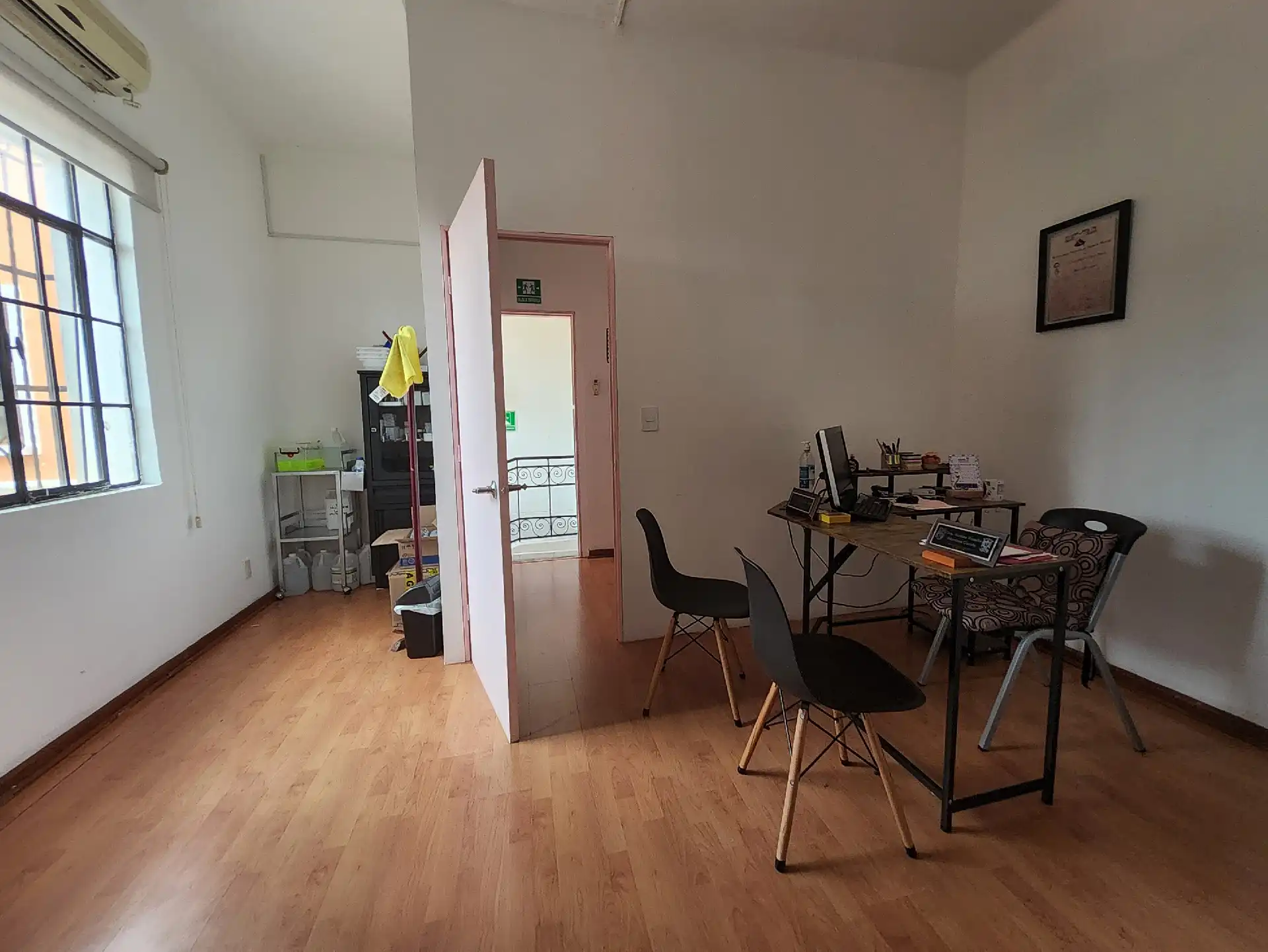 Consultorios en renta, ubicados dentro de un Centro especializado para la mujer.