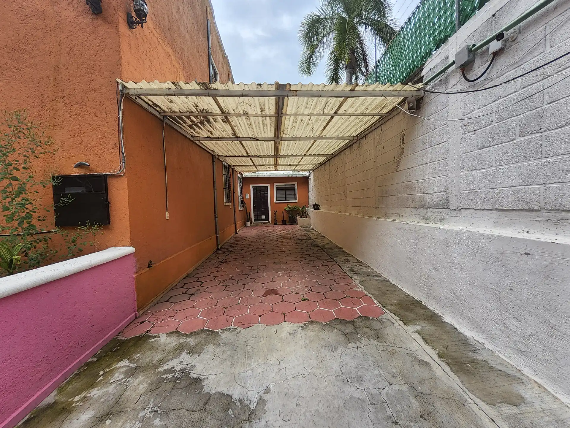 Consultorios en renta, ubicados dentro de un Centro especializado para la mujer.