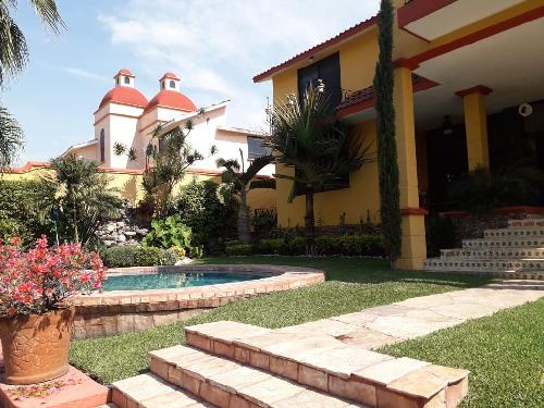 Casa en Fraccionamiento Junto Al Río (Amueblada)
