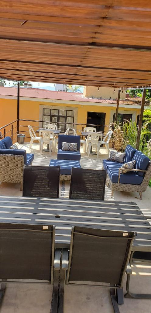 VENTA DE CASA SOLA EN FRACCIONAMIENTO