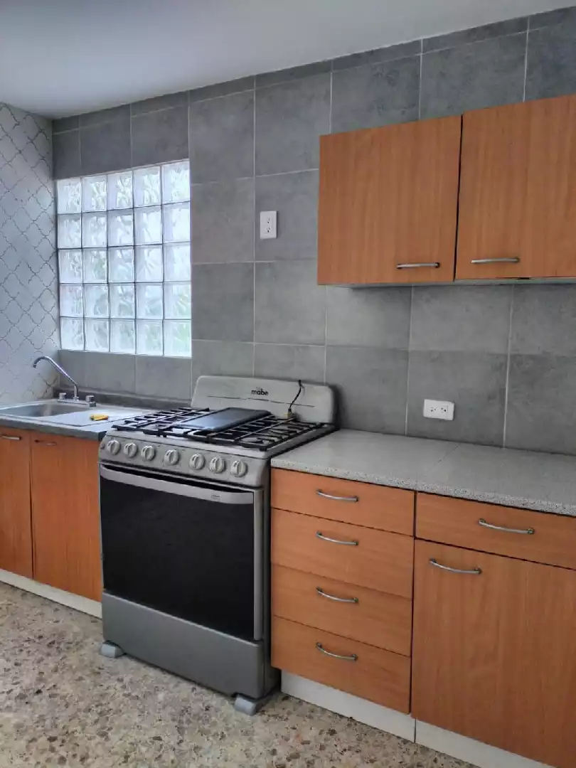 RENTA DE CASA EN CONDOMINIO  CASA 4