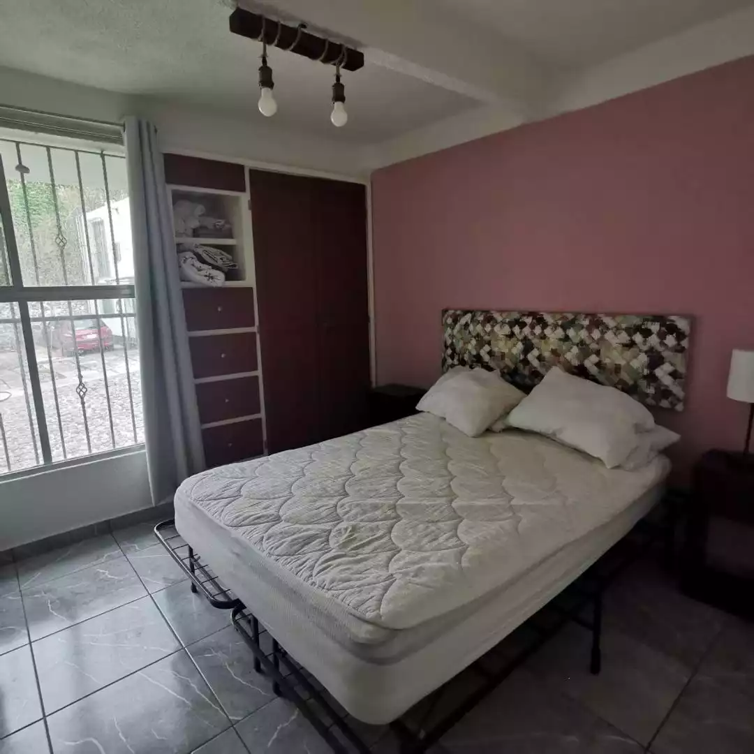 RENTA DE CASA EN CONDOMINIO