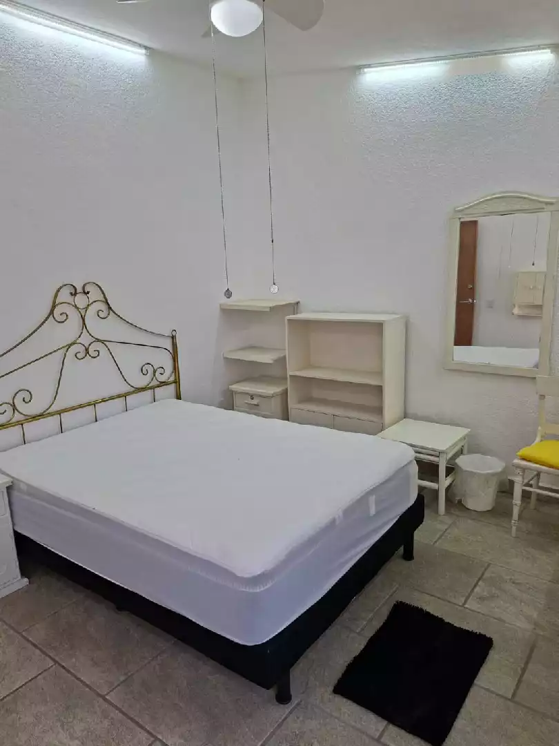 RENTA DE CASA EN CONDOMINIO